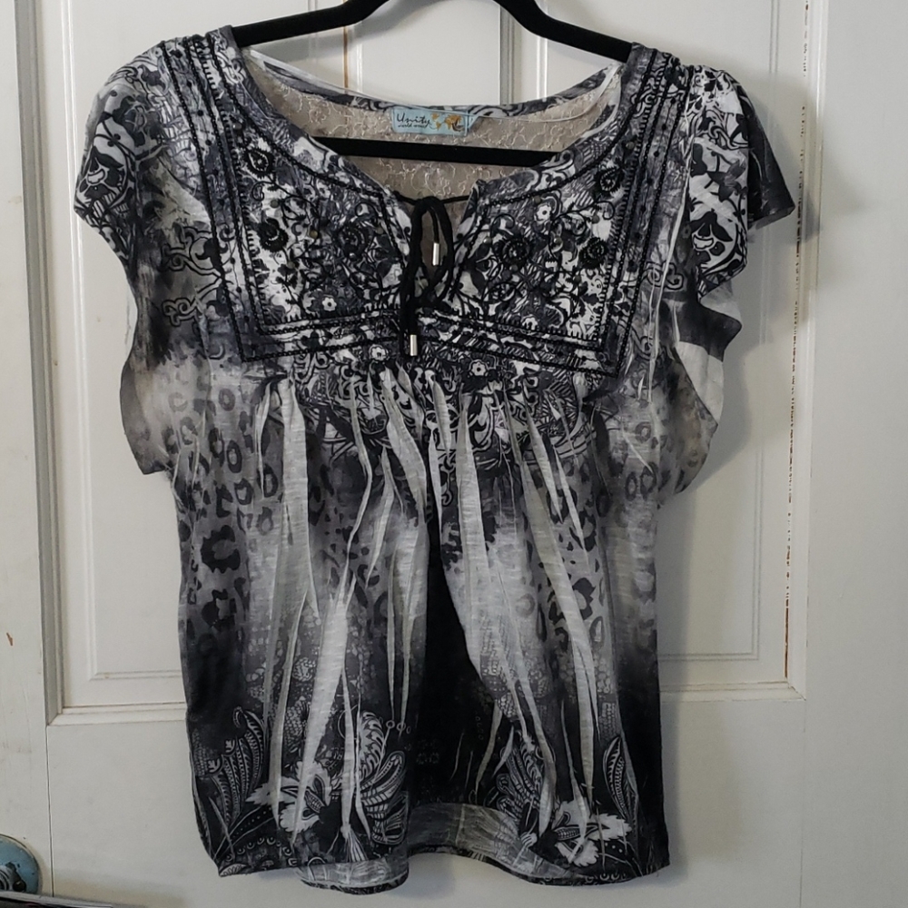Womans Unity  Black and White Lace Back Top